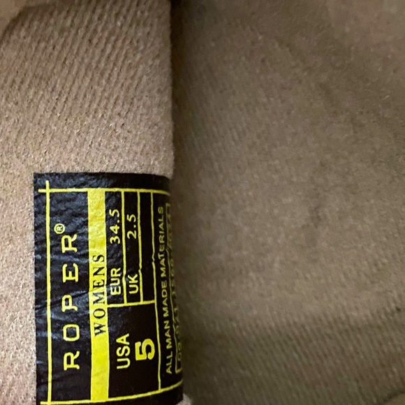 Like New, brown Ariat Women’s roper boots size 5. Worn twice. - Picture 7 of 9